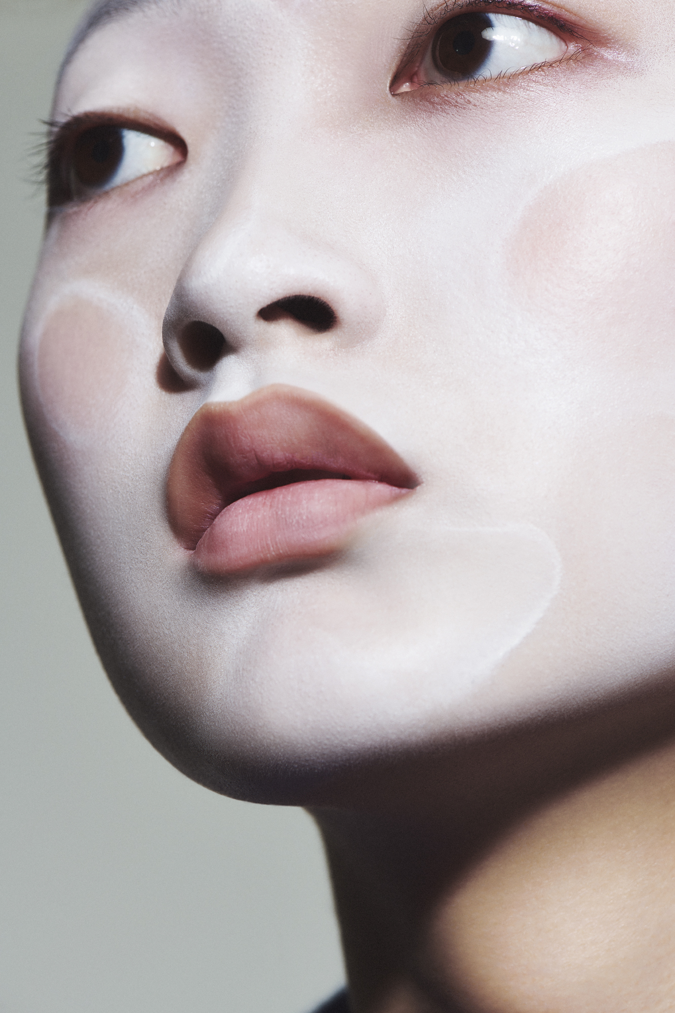 Mie for Mirror Mirror — beautyfotografie door Lesley Hoste